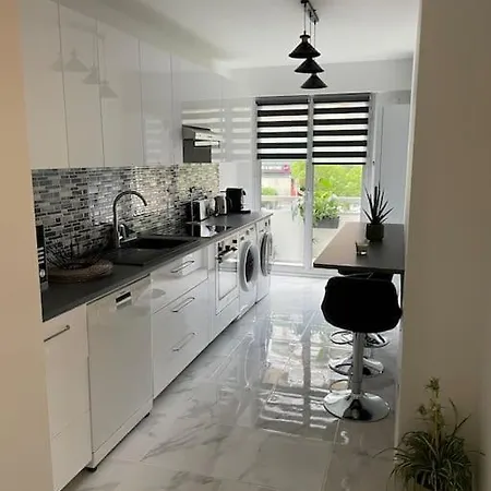 Apartment Superbe Carre Delfino Port De Nice